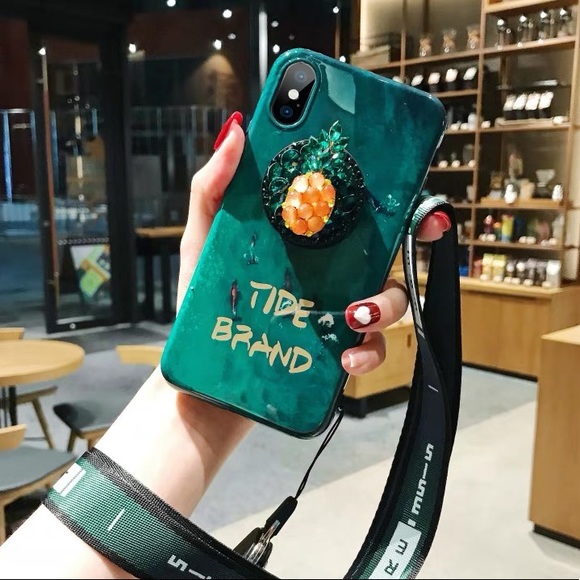 iPhone bling pineapple phone case with popsocket - Picture 2 of 6